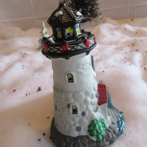 Vintage  Cobblestone Corners 2003 Fishing Supplies - Picture 5 of 6